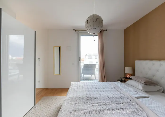 Mit Traumhafter Dachterrasse & Weitblick Апартаменти Відень